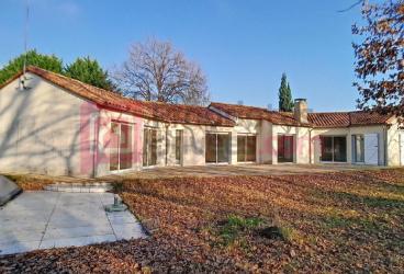 abri de jardin loire de moins de 5m2 avec sa toiture en shingle