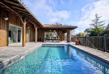 Avant/Après : Au Pyla une piscine incroyable agrandit la terrasse