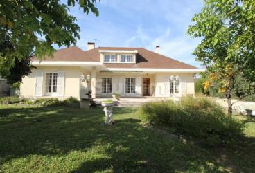 Vente de cheminées et de foyers Drôme Ardèche. Cheminées Garcia.