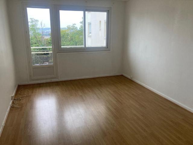 Appartement - 55 m² environ - 3 pièce(s)