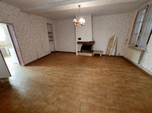 Maison - 82 m² environ - 0 pièce(s)