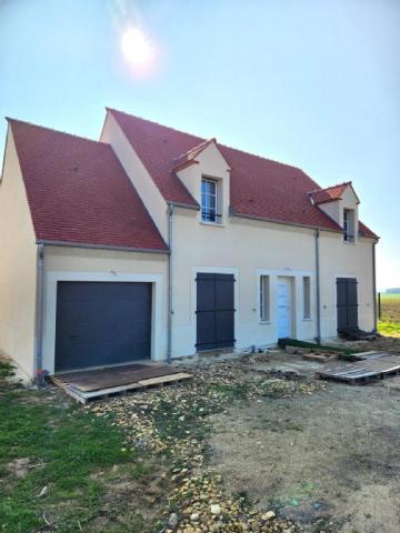 Maison - 115 m² environ - 6 pièce(s)