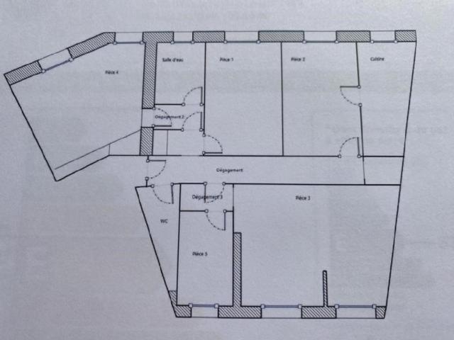 Appartement - 0 m² environ - 5 pièce(s)