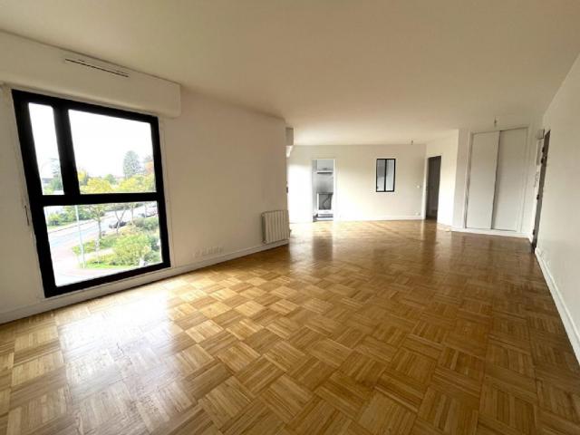 Appartement - 86 m² environ - 5 pièce(s)