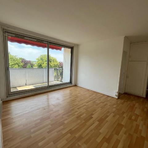 Appartement - 63 m² environ - 4 pièce(s)