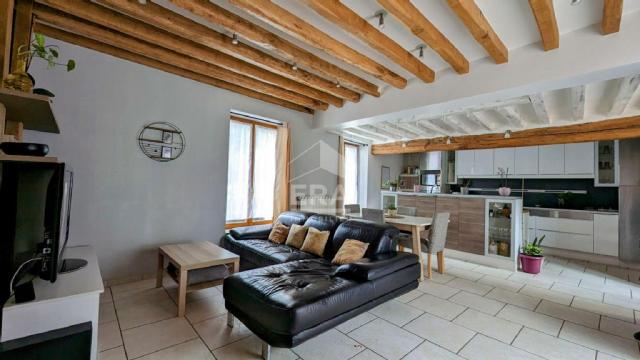 Maison - 94 m² environ - 4 pièce(s)