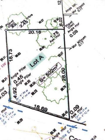 Terrain - 502 m² environ - 0 pièce(s)