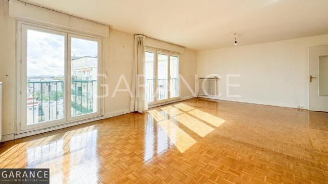 Appartement - 88 m² environ - 4 pièce(s)