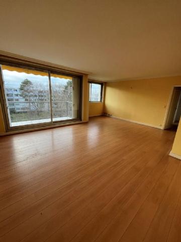 Appartement - 77 m² environ - 5 pièce(s)