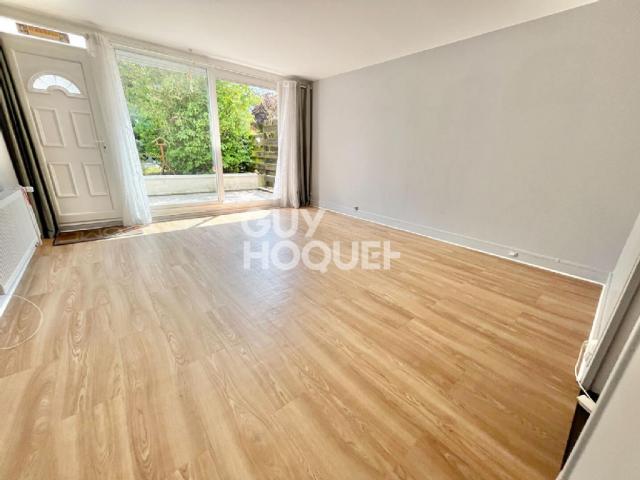 Appartement - 110 m² environ - 6 pièce(s)