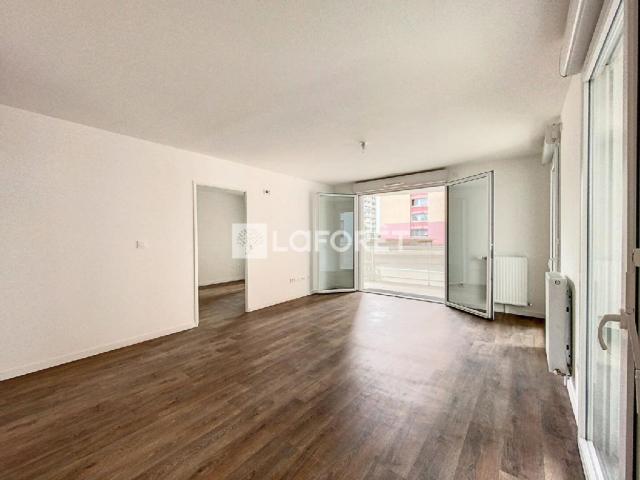 Appartement - 78 m² environ - 4 pièce(s)