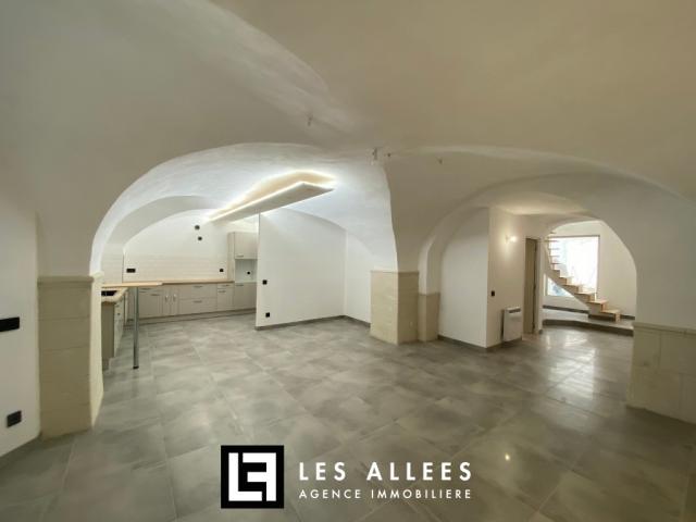 Maison - 139 m² environ - 4 pièce(s)