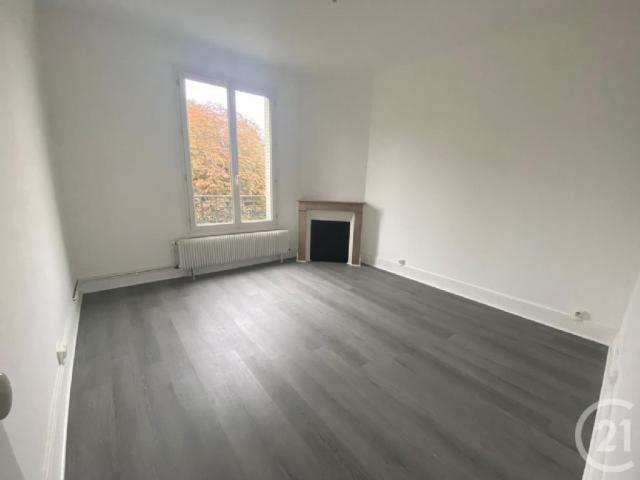 Appartement - 46 m² environ - 3 pièce(s)