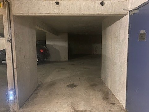 Parking - 20 m² environ - 0 pièce(s)