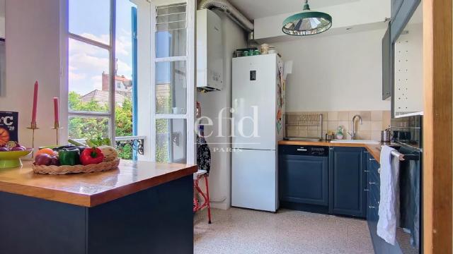 Appartement - 77 m² environ - 4 pièce(s)