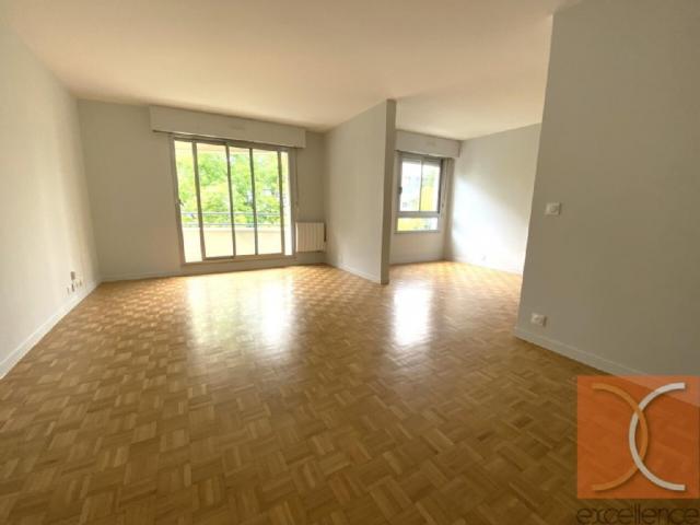 Appartement - 101 m² environ - 0 pièce(s)