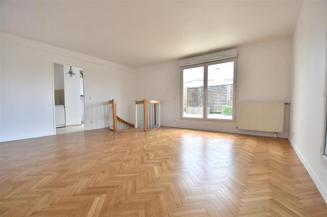 Appartement - 88 m² environ - 4 pièce(s)