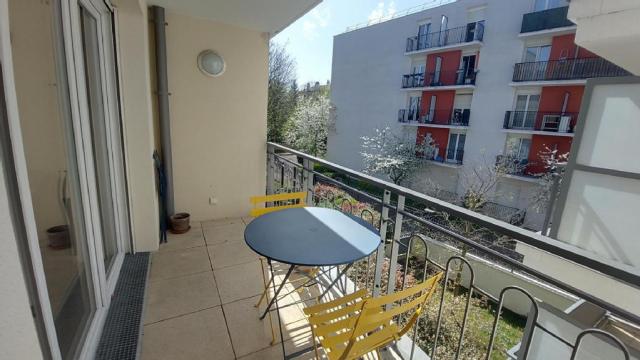 Appartement - 65 m² environ - 3 pièce(s)