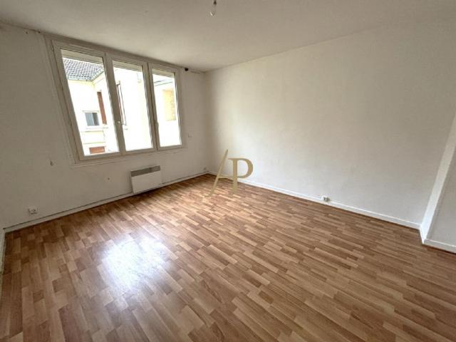 Appartement - 55 m² environ - 3 pièce(s)