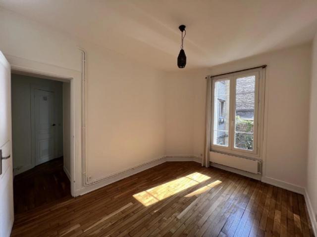 Appartement - 49 m² environ - 3 pièce(s)