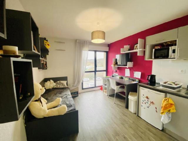 Vente Appartement Avec Garage Salon De Provence 13300 Annonces Immobilieres Logic Immo