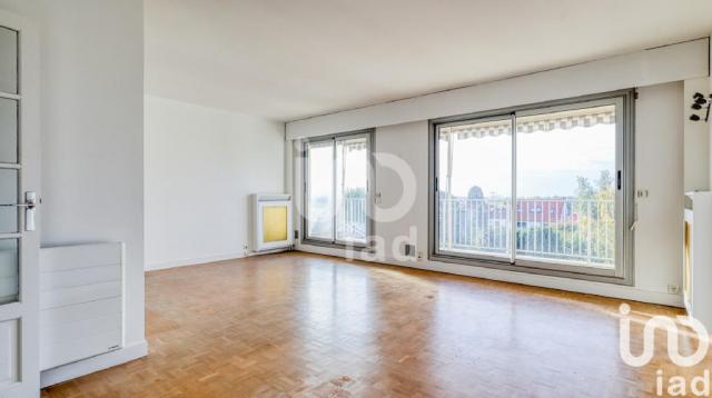 Appartement - 90 m² environ - 5 pièce(s)