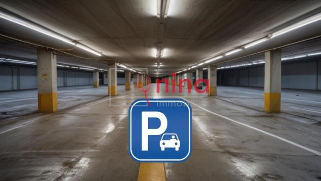 Parking - 14 m² environ - 0 pièce(s)