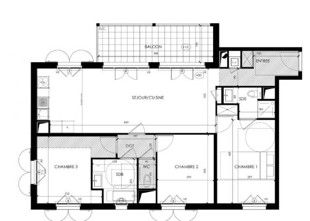 Appartement - 82 m² environ - 4 pièce(s)