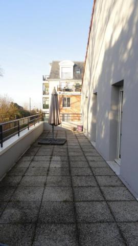 Appartement - 60 m² environ - 3 pièce(s)