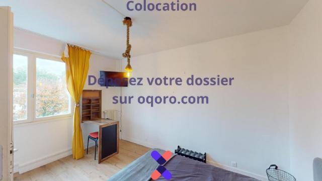 Appartement - 90 m² environ - 5 pièce(s)