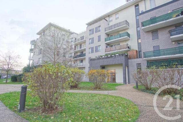 Appartement - 57 m² environ - 3 pièce(s)