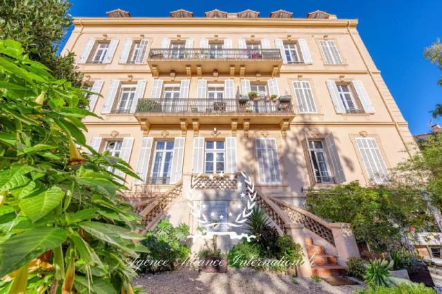 Appartement 3 Pièces 91 M² à Vendre Cannes 06400, 330 000 € | Logic-immo