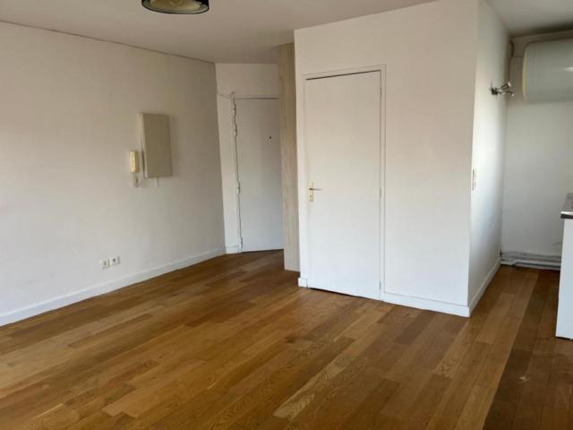 Appartement - 25 m² environ - 1 pièce(s)