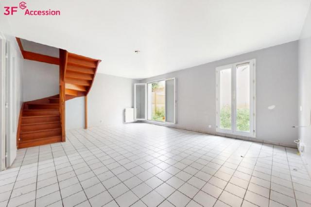 Maison - 86 m² environ - 4 pièce(s)