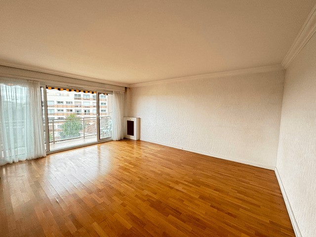 Appartement - 88 m² environ - 4 pièce(s)