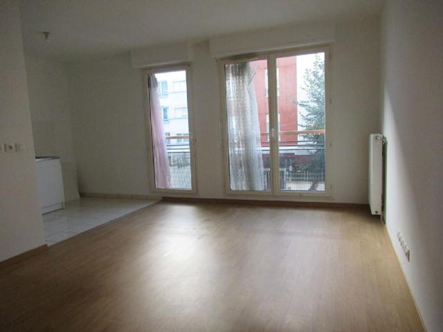 Appartement - 60 m² environ - 3 pièce(s)