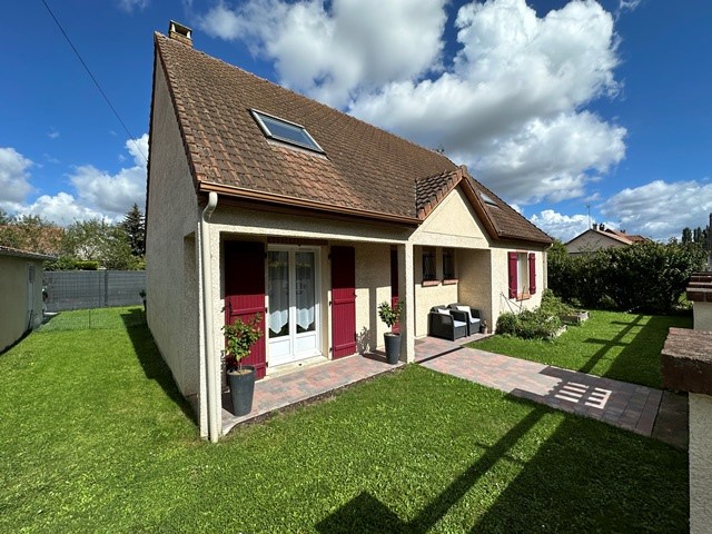 Maison - 120 m² environ - 5 pièce(s)