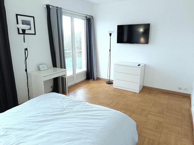 Appartement - 94 m² environ - 5 pièce(s)