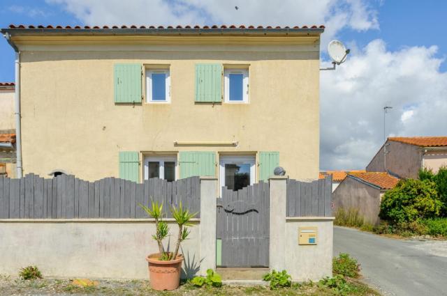 Immobilier vendre Saint Laurent de la Pree 17450 47 maisons