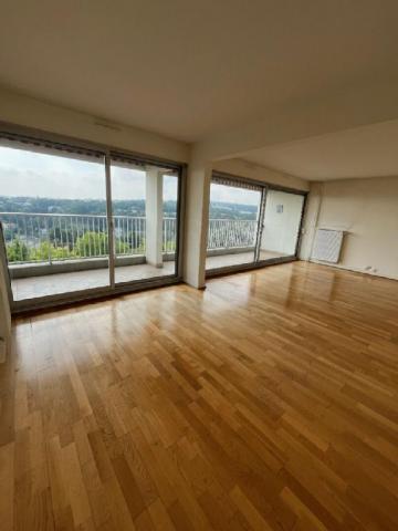 Appartement - 70 m² environ - 3 pièce(s)